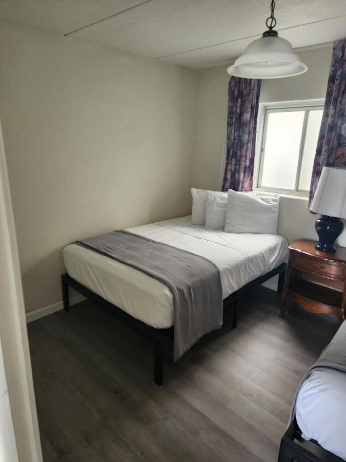 Yankee Clipper Resort Motel Wildwood Crest Bagian luar foto