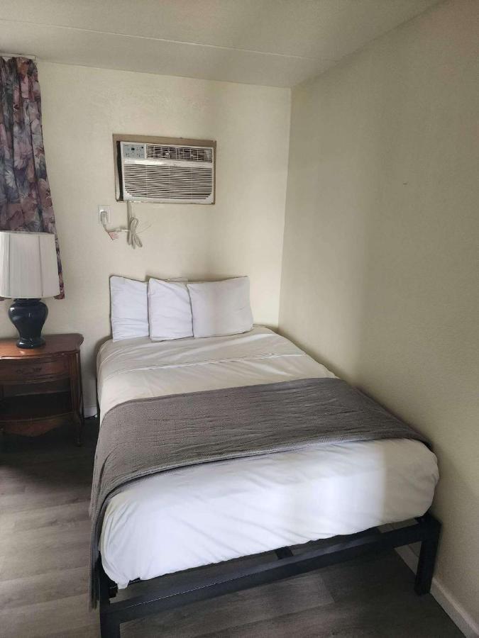 Yankee Clipper Resort Motel Wildwood Crest Bagian luar foto